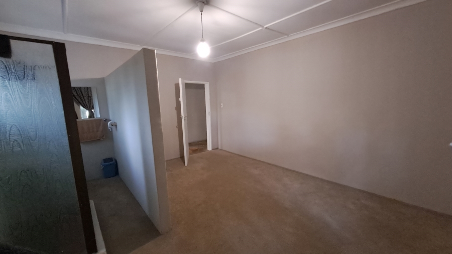 5 Bedroom Property for Sale in Villiers Free State
